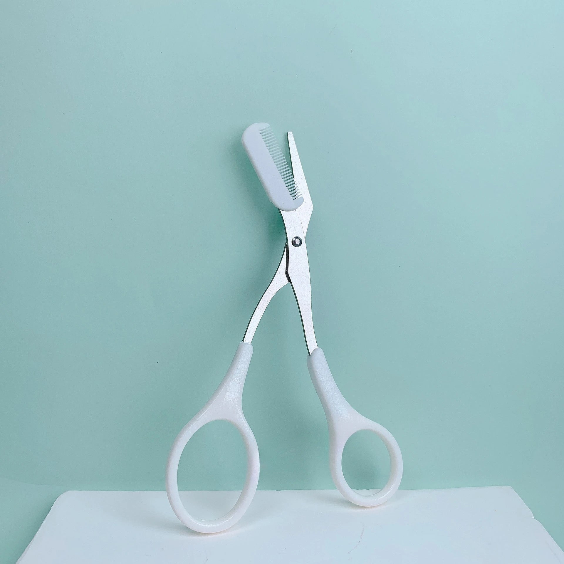 NexBuy™ Eyebrow Trimming Scissors Comb