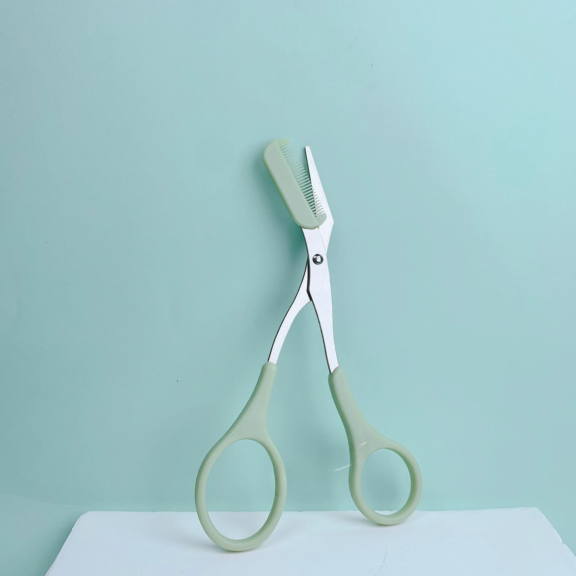 NexBuy™ Eyebrow Trimming Scissors Comb
